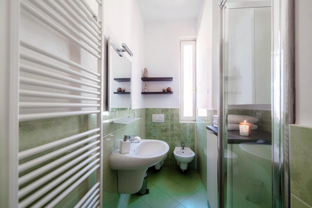 Anna'S Home Super Cozy Flat, With A/C, High Speed Wifi, Near The Lake And Public Transport Como Exterior photo